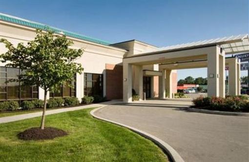 фото отеля Drury Inn & Suites Saint Joseph (Missouri)
