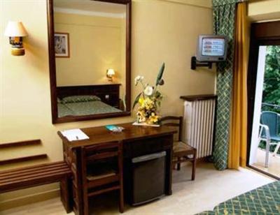 фото отеля Els Cacadors Hotel Macanet de Cabrenys