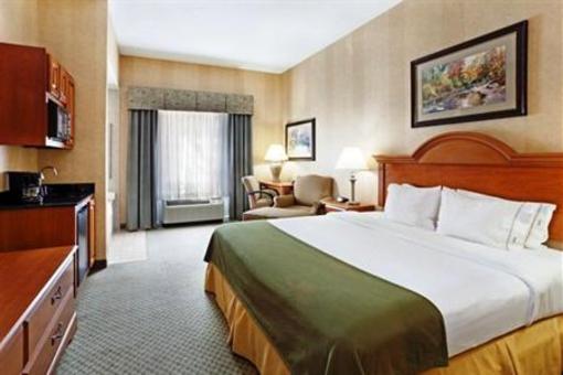 фото отеля Holiday Inn Express Hotel & Suites Dillsboro
