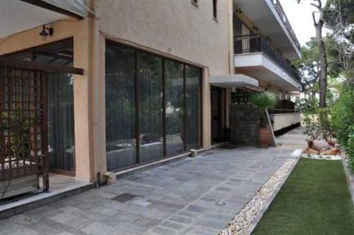 фото отеля Hotel Chris Kifissia