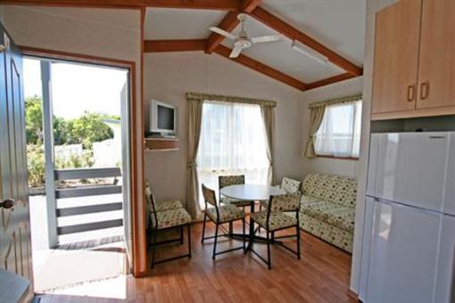 фото отеля Apollo Bay Holiday Park
