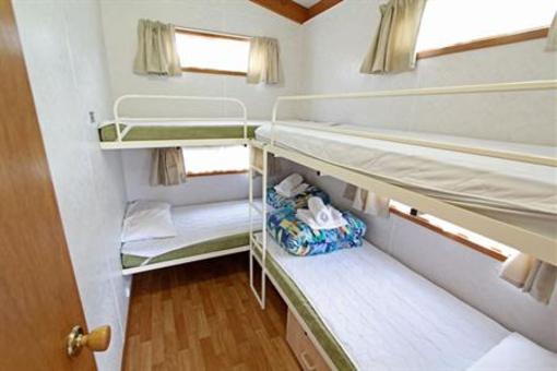 фото отеля Apollo Bay Holiday Park