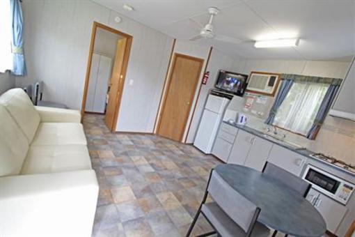 фото отеля Apollo Bay Holiday Park
