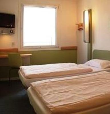 фото отеля Ibis Budget Muenchen Garching