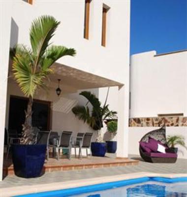 фото отеля Las Caletas Village Lanzarote