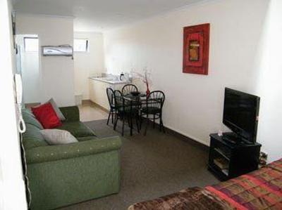фото отеля Bay Palm Motel
