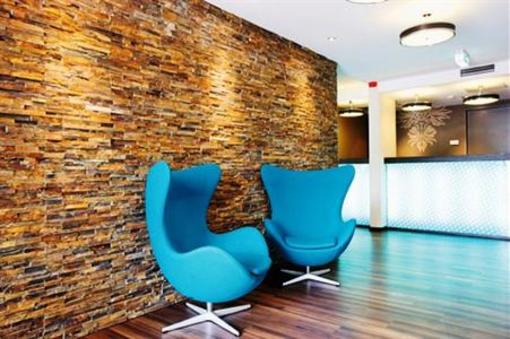 фото отеля Motel One Dusseldorf City