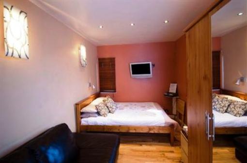 фото отеля Garfield Guest House Edinburgh