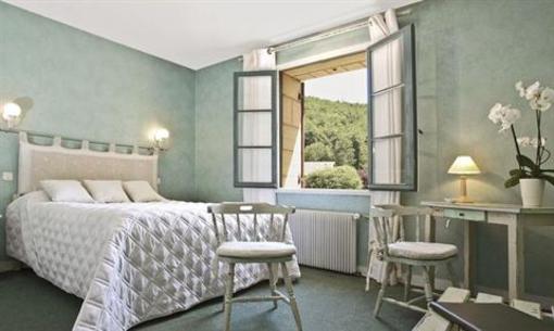 фото отеля Hotel Des Roches Les Eyzies-de-Tayac-Sireuil