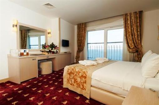 фото отеля Hotel Lamos