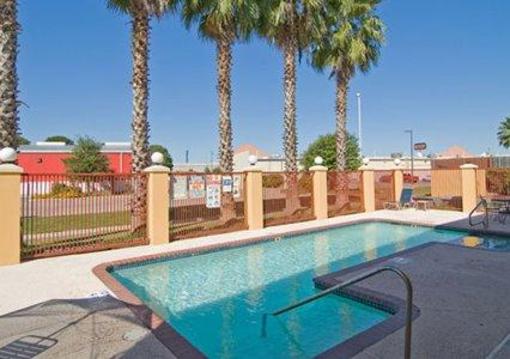 фото отеля Quality Inn Bastrop