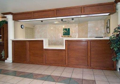 фото отеля Quality Inn Bastrop