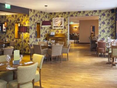 фото отеля Premier Inn London Gatwick Airport