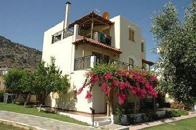 фото отеля Sergiani Apartments