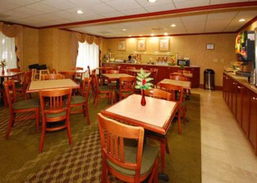 фото отеля Quality Suites Pineville (North Carolina)