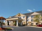 фото отеля Quality Suites Pineville (North Carolina)