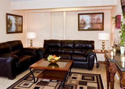 фото отеля Econo Lodge Inn & Suites Virginia Beach