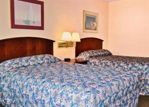 фото отеля Econo Lodge Inn & Suites Virginia Beach