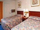 фото отеля Econo Lodge Inn & Suites Shelburne