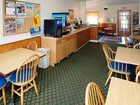 фото отеля Econo Lodge Inn & Suites Shelburne