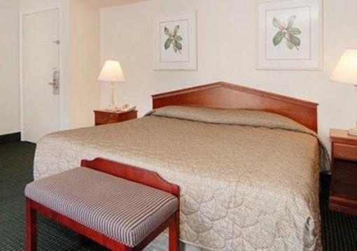 фото отеля Rodeway Inn & Suites Bossier City