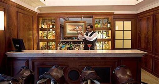 фото отеля Hotel Regaalis Mysore