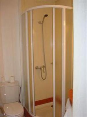 фото отеля Balladins Hotel Montigny-le-Bretonneux