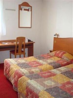 фото отеля Balladins Hotel Montigny-le-Bretonneux