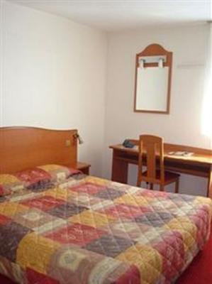 фото отеля Balladins Hotel Montigny-le-Bretonneux