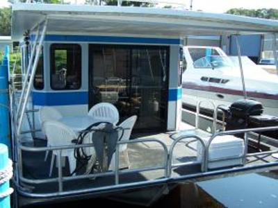 фото отеля Holly Bluff Marina Houseboat Rentals