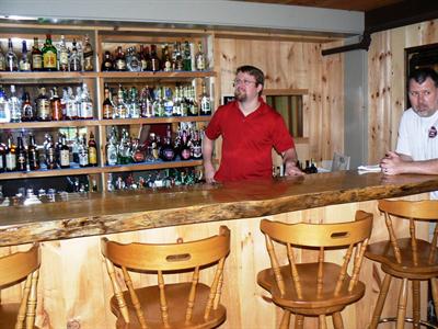 фото отеля Snowy Owl Inn and Resort