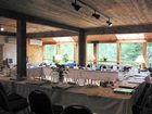 фото отеля Snowy Owl Inn and Resort