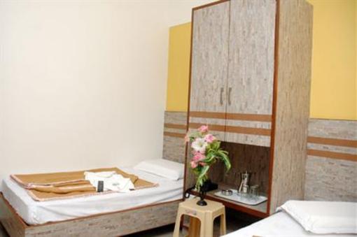 фото отеля UG Deluxe Lodge