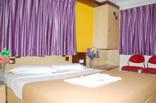 фото отеля UG Deluxe Lodge
