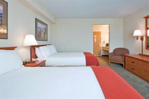 фото отеля Holiday Inn Express Hotel & Suites Peoria