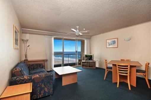 фото отеля Surfers Royale Resort