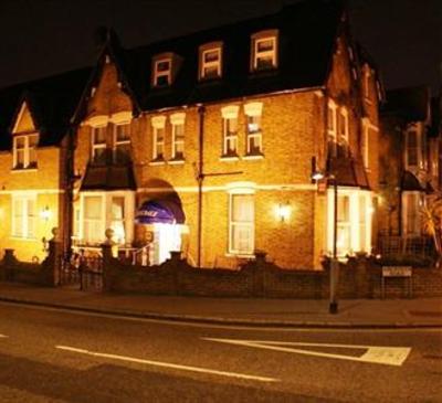 фото отеля Kirkdale Hotel Croydon London
