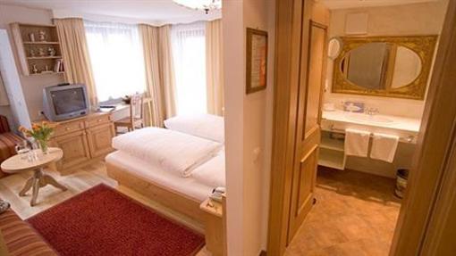 фото отеля Hotel Sandhof Lech