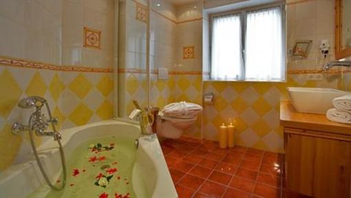 фото отеля Hotel Sandhof Lech
