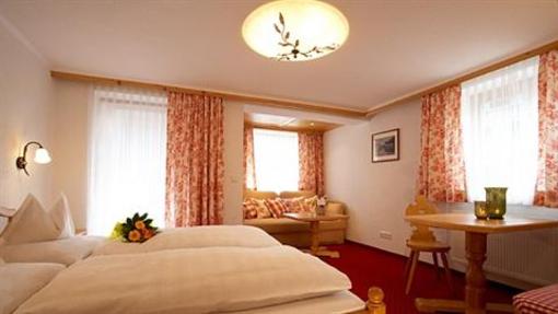 фото отеля Hotel Sandhof Lech