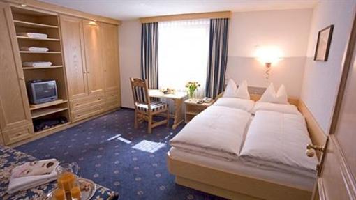 фото отеля Hotel Sandhof Lech
