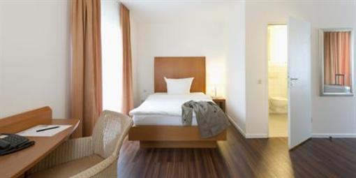 фото отеля Ambiente Hotel - Restaurant