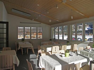 фото отеля Hotel Des Alpes Kandersteg