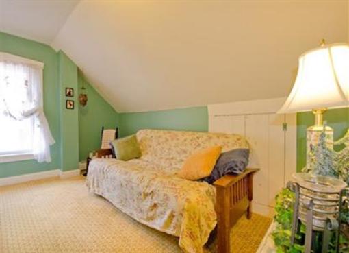 фото отеля Inn Bliss Newport