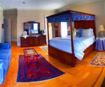 фото отеля Inn Bliss Newport