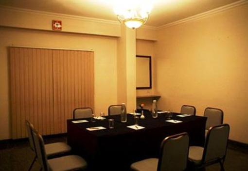 фото отеля Kamat Lingapur Hotel