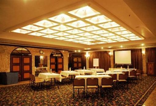 фото отеля Kamat Lingapur Hotel