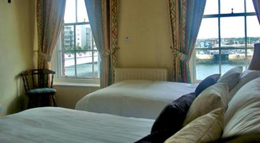 фото отеля Ferryman Hotel