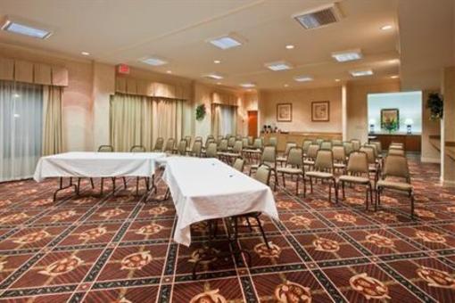 фото отеля Holiday Inn Express Hotel & Suites Bessemer