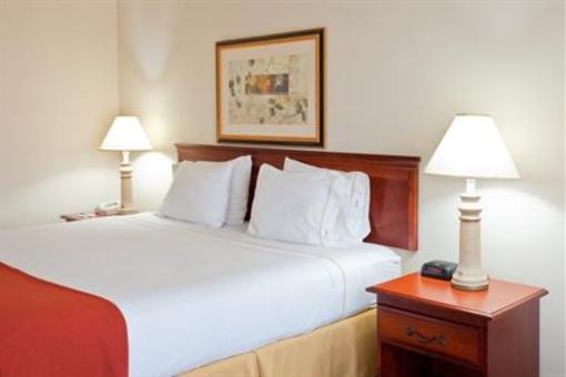 фото отеля Holiday Inn Express Hotel & Suites Bessemer